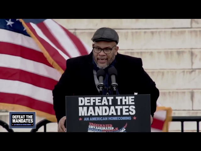 Dr. Aaron Lewis speaks at Lincoln Memorial D.C., tired of the usual.